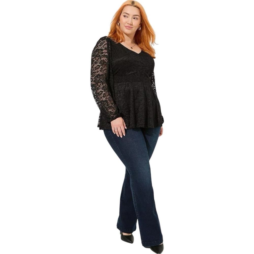 NWT Torrid Stretch Lace V-Neck Smocked Waist Long Sleeve Babydoll - Size: 10 (M) - Picture 6 of 8